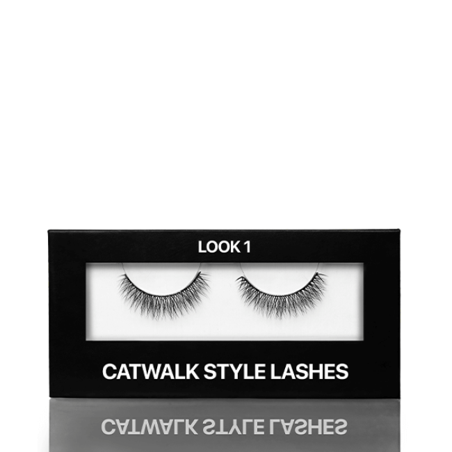 Strip Eyelashes Catwalk style, Look 1