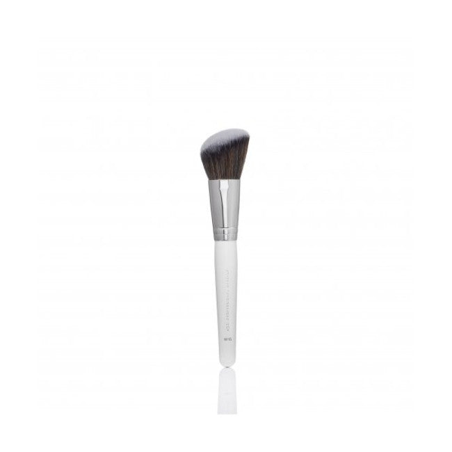 Cosmetic brush No. W15 (bristle: nylon)